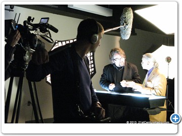 The film crew surround Dr. Bob as he is interviewed by Prof. Dr. Marian Füssel, of Georg-August-Universität Göttingen, the Department of Medieval and Modern History. His specialty is on Early Modern History with special focus on the History of Science.
